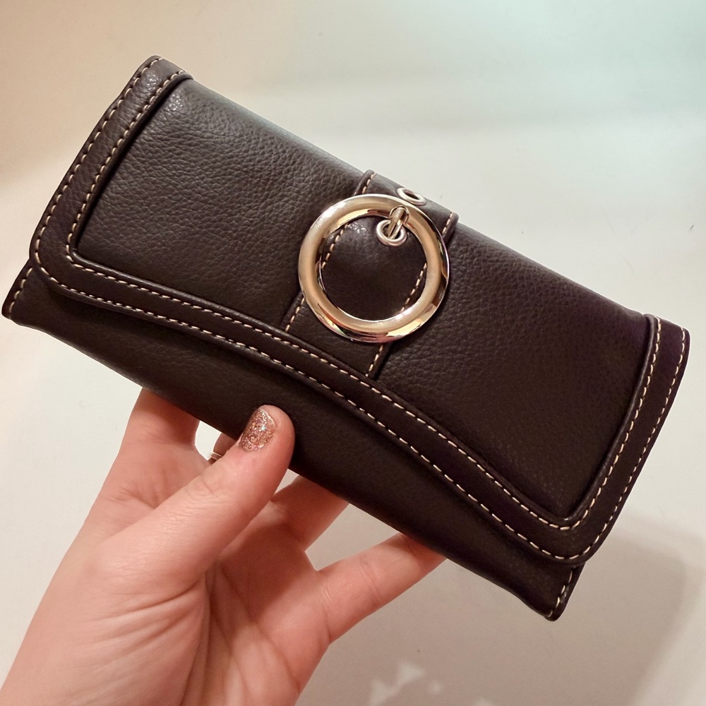 Elegant Brown Leather Clutch